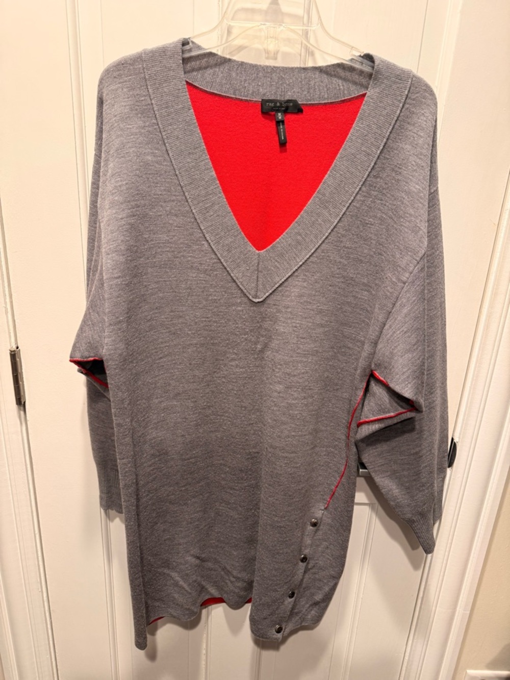 rag & bone Gray V-Neck Dress-Sweater with Red Lining